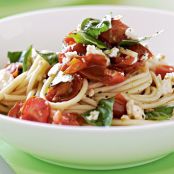 Garlic, olive oil & tomato pasta